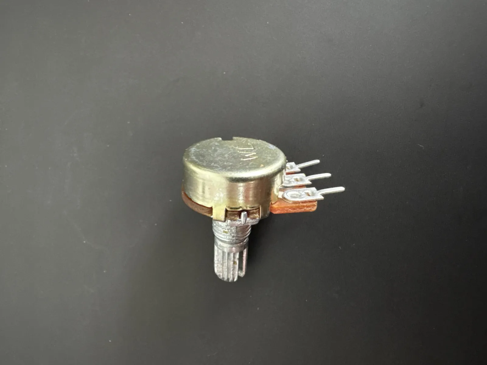 Potenciómetro Rotativo B10K 10KΩ Lineal – 3 Pines — imagen 4
