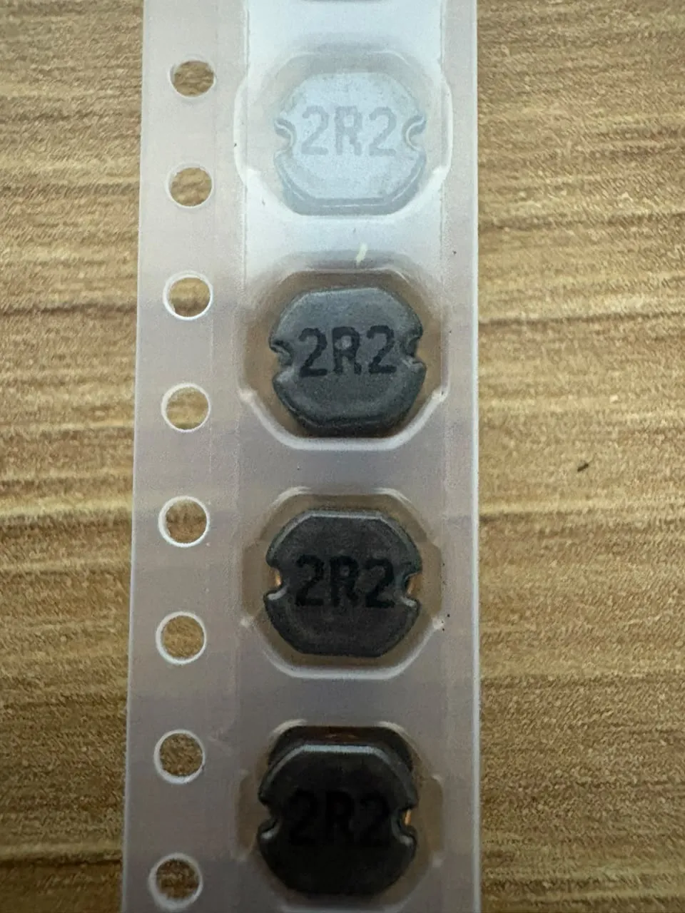 Inductores de potencia SMD – Varios valores — 2R2 – 2,2 µH